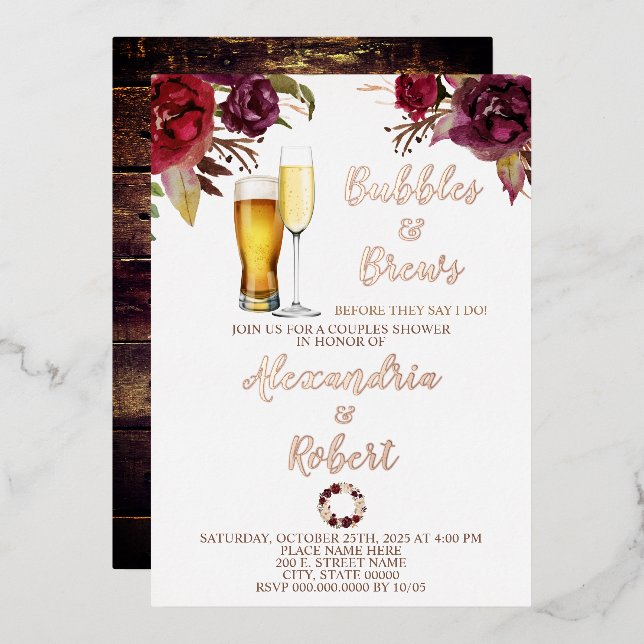Bubbles & Brews Paare Polterabend Rose Gold Folieneinladung (Vorderseite/Rückseite)