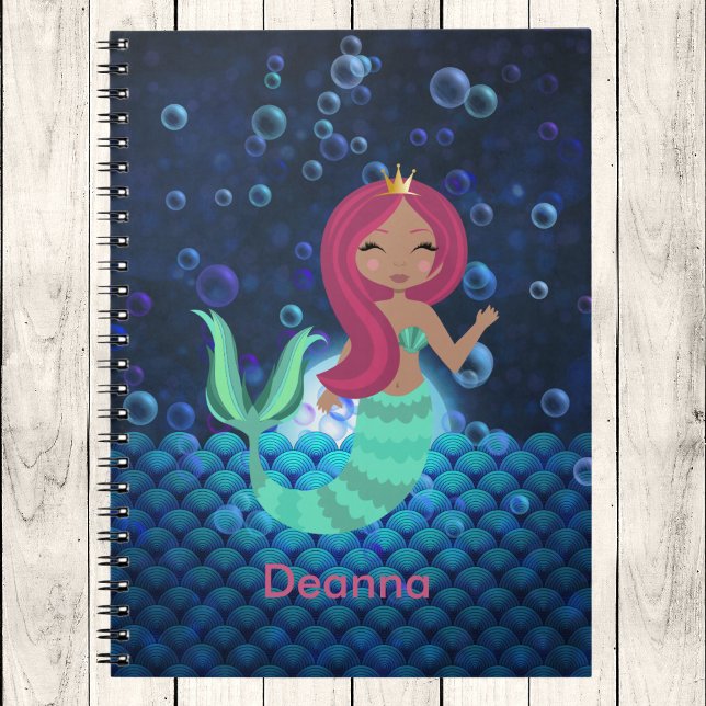 Bubbly Mermaid in Green and Blue in Monlit Ocean Notizblock (Von Creator hochgeladen)