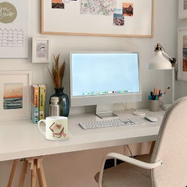 Buch Ästhetik mit Herzkarte und botanisch Espressotasse