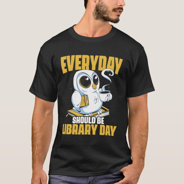 Buchbibliotheken für Eule T-Shirt (Vorderseite)