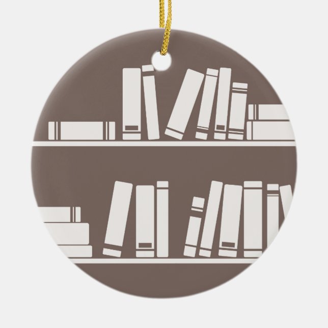 Bücher auf dem Regal für das Ablesen des Keramikornament (Vorne)