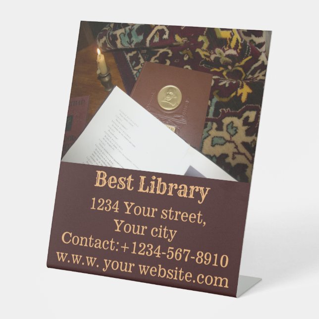 Bücher des letzten Jahrhunderts Sockelschild (Vorderseite)