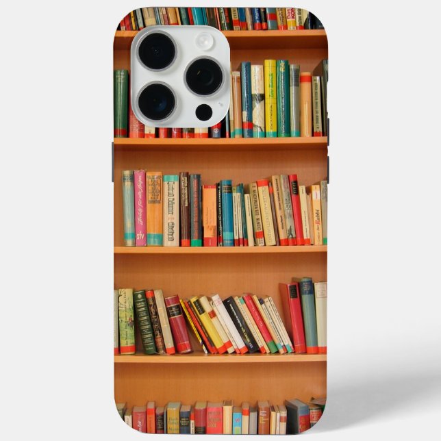 Bücher im Hintergrund der virtuellen Bibliothek iPhone 15 Pro Max Hülle (Rückseite)