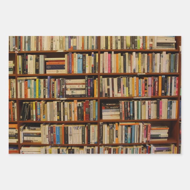 Bücher in Bibliotheksmustern Wrapping Paper Geschenkpapier Set (Vorderseite)