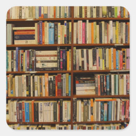 Bücher in der Bibliothek Geschenktasche Quadratischer Aufkleber