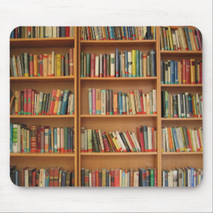 Bücher in der virtuellen Bibliothek Mousepad