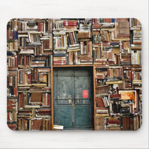 Bücher über Bücher Mousepad