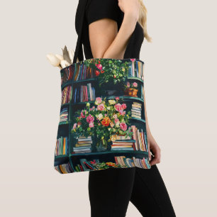 Bücher und Blumen auf dem Bücherregal Tasche