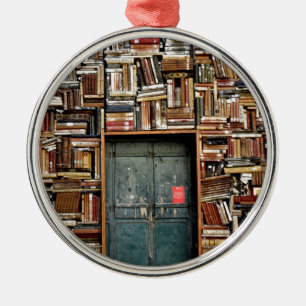 Bücher und Bücher Silbernes Ornament