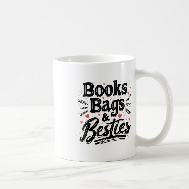 Bücher und Taschen; Bestien, die zum Schulspass zu Kaffeetasse (Rechts)