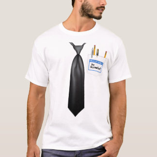 Buchhalter kleiden sich mit Krawatte bequem T-Shirt