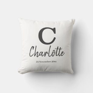 Buchstabe C personalisierter Name und Datum Kissen