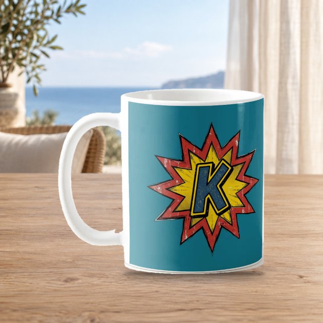 Buchstabe K Comic Burst Monogramm Initial Tasse (Von Creator hochgeladen)