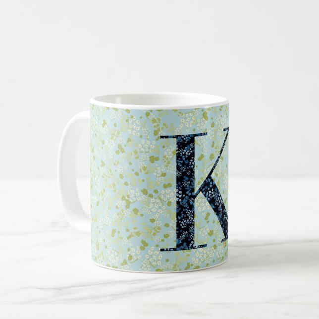 Buchstabe K hellgrüne und blaue Freiheit Kaffeetasse (Vorderseite Links)