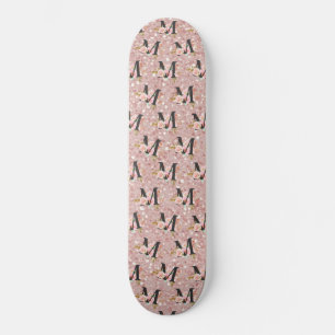 Buchstabe M Skateboard