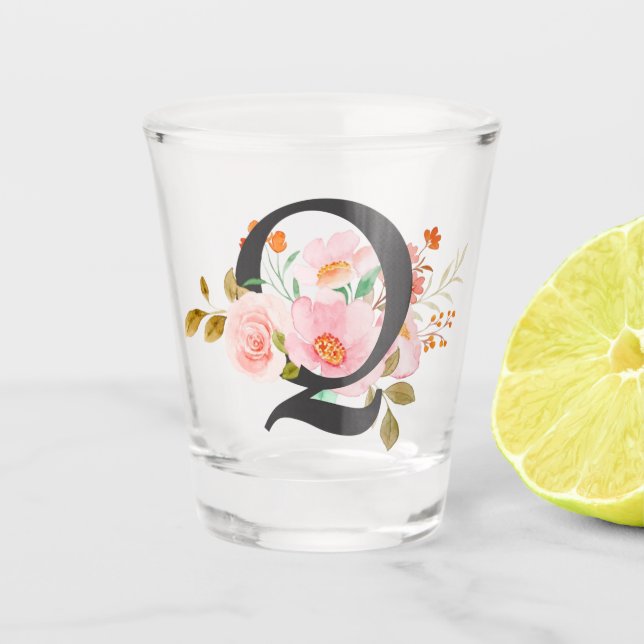 Buchstabe Q Schnapsglas (Vorderseite)