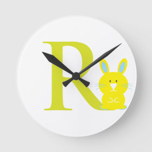 Buchstabe R Anfangszeit Runde Wanduhr