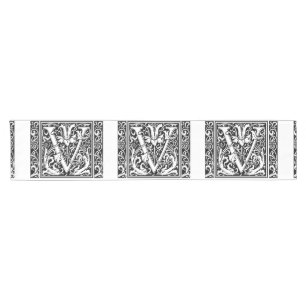 Buchstabe V Mittelalterliches Monogramm Jugendstil Kurzer Tischläufer