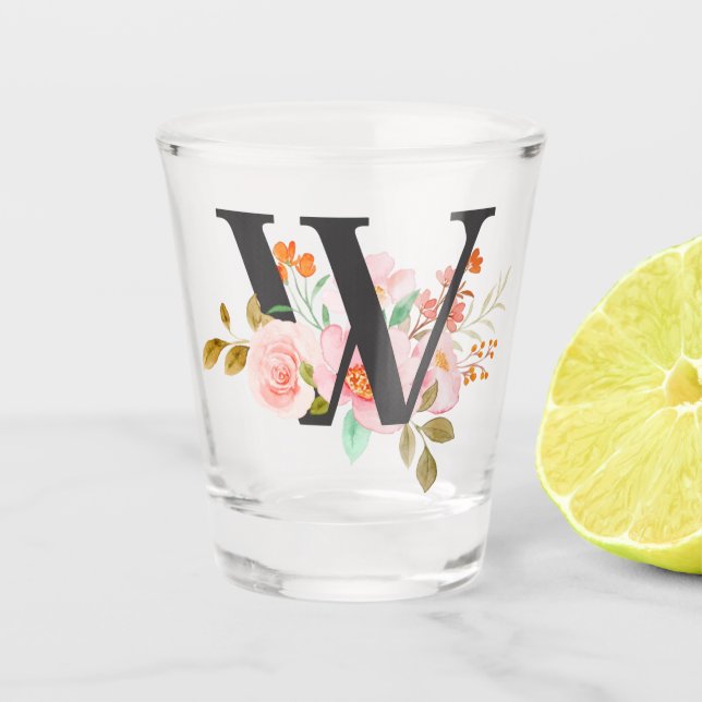 Buchstabe W Schnapsglas (Vorderseite)