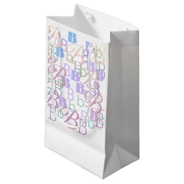 Buchstabenkonfetti "B" Kleine Geschenktüte (Vorderseite Schrägansicht)