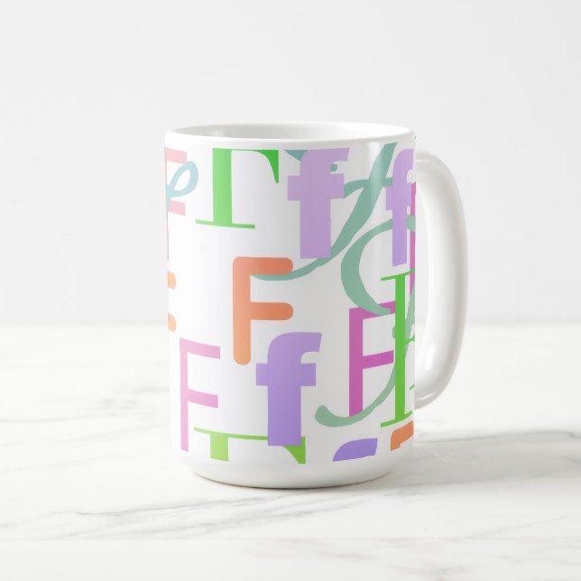 Buchstabenkonfetti "F" Kaffeetasse (VorderseiteRechts)