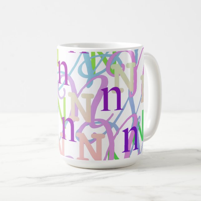 Buchstabenkonfetti "N" Kaffeetasse (VorderseiteRechts)
