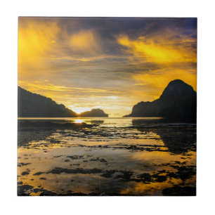 Bucht von El Nido bei Sonnenuntergang Fliese