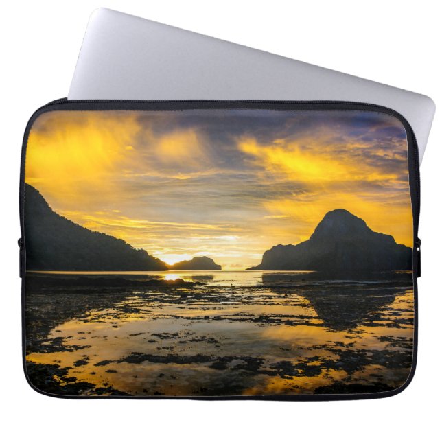 Bucht von El Nido Sonnenuntergang Laptopschutzhülle (Vorderseite)