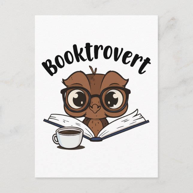 Buchtroverte Eule mit Buch und Kaffee Postkarte (Vorderseite)