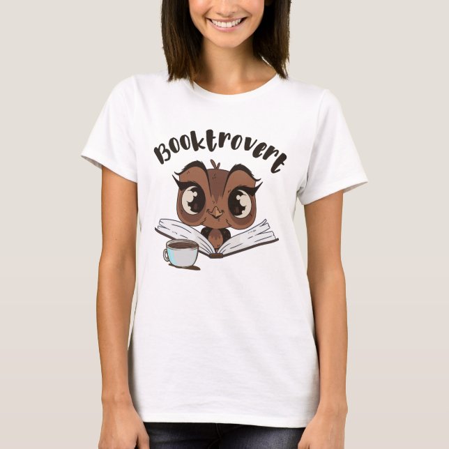 Buchtroverte Eule mit Buch und Kaffee T-Shirt (Vorderseite)