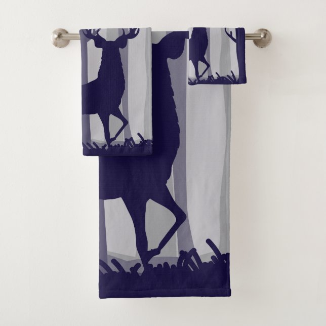 Buck Deer Foggy Forest Scene Badhandtuch Set (Insitu)