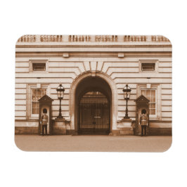 Buckingham Palace Guards - London Magnet