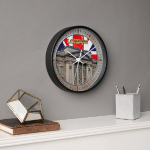 Buckingham Palace, London, Vereinigtes Königreich. Wanduhr