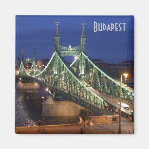 Budapest - Freiheits-Brücke bis zum Nacht Magnet