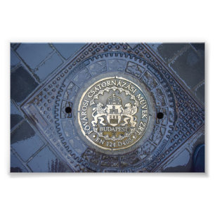 Budapester Wappen auf einem Manhole Cover Fotodruck