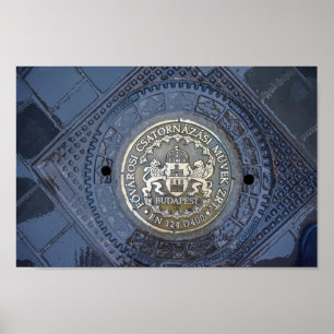 Budapester Wappen auf einem Manhole Cover Poster