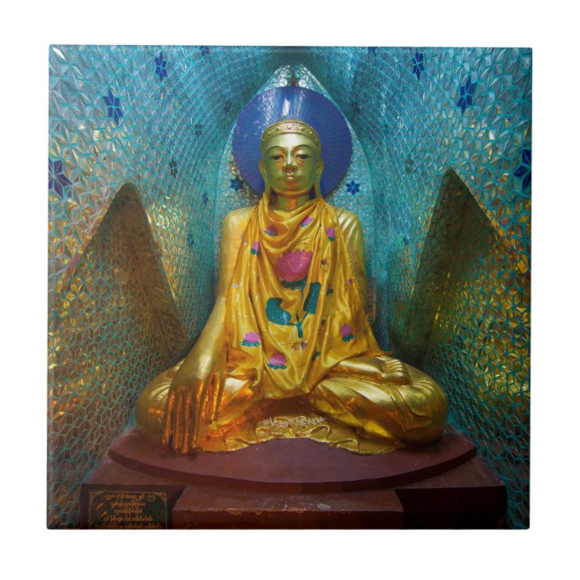 Buddha in der Verzierten Alcove Fliese (Vorderseite)