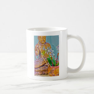 Buddha mit weißen Orchideen Kaffeetasse