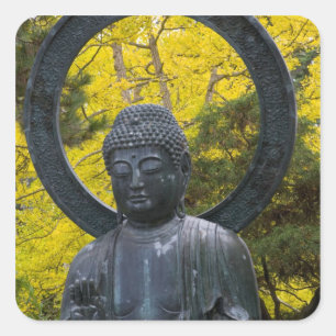 Buddha-Statue im Japanischen Garten Golden Quadratischer Aufkleber