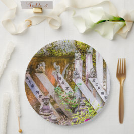 Buddha-Statuen am Senko-ji-Tempel Pappteller