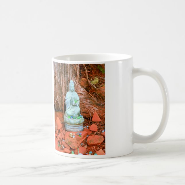 Buddhistische Statuen-Tasse Kaffeetasse (Rechts)