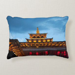Buddhistisches Dzong-Dach Zierkissen