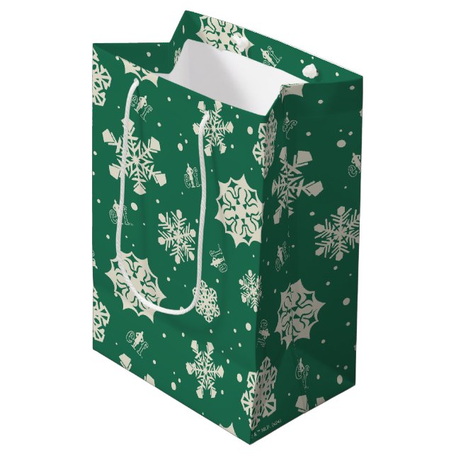 Buddy Elf Snowflake Muster Mittlere Geschenktüte (Vorderseite Schrägansicht)