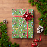 Buddy the Elf and Christmas Icons Pattern Geschenkpapier<br><div class="desc">Dieses Muster zeigt Buddy the Elf und Icons aus dem Film.</div>