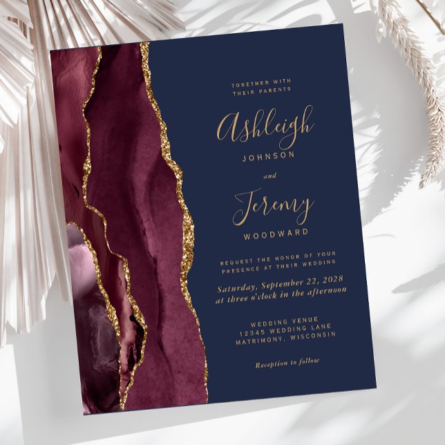 Budget Agate Burgundy Navy Blue Wedding Invitation (Von Creator hochgeladen)