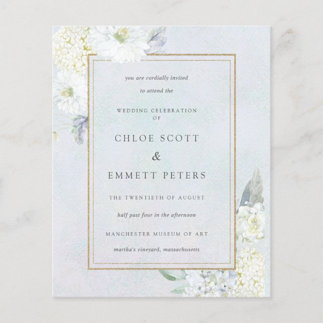Budget Blue White Floral Wedding Einladung (Vorderseite)