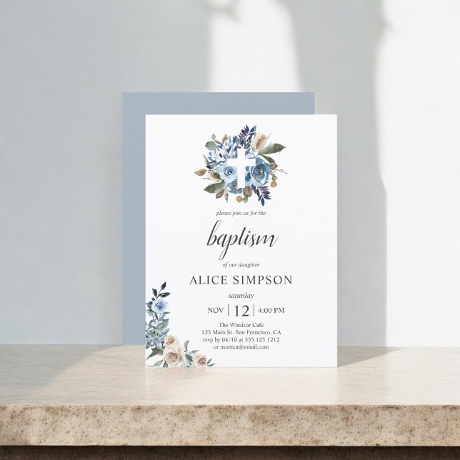 Budget Boho Dusty Blue Beige Blume Taufe Einladungspostkarte (Von Creator hochgeladen)