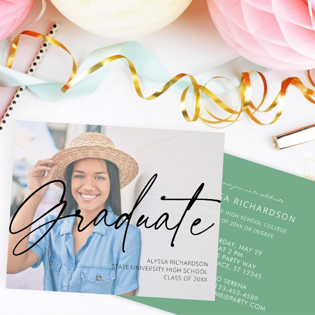 Budget Chic Script H Foto Graduation Party Green Flyer (Von Creator hochgeladen)