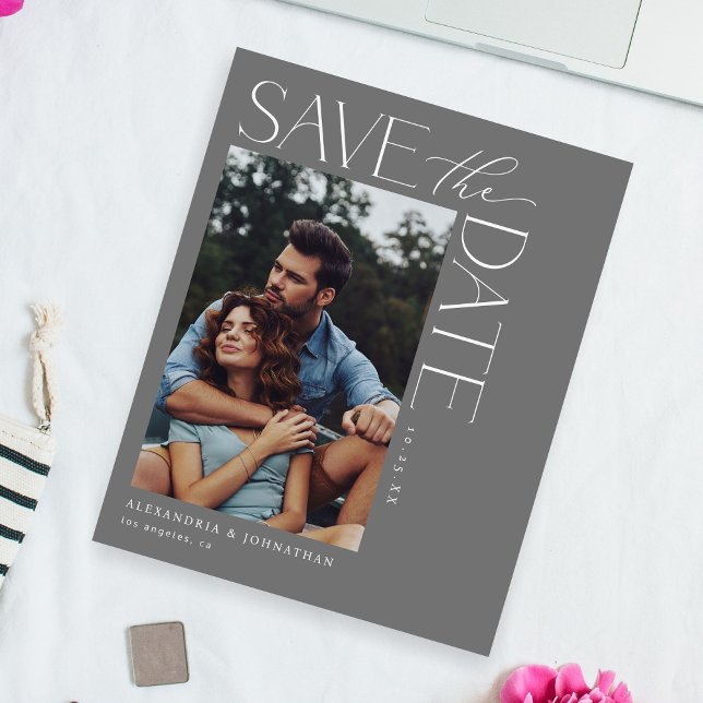 Budget Chic Stilvolles Mod-Foto Save the Date 2 Gr Flyer (Von Creator hochgeladen)