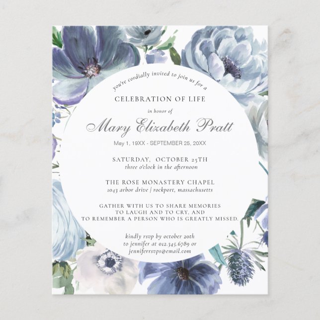 Budget Dusty Blue Floral Einladung (Vorderseite)
